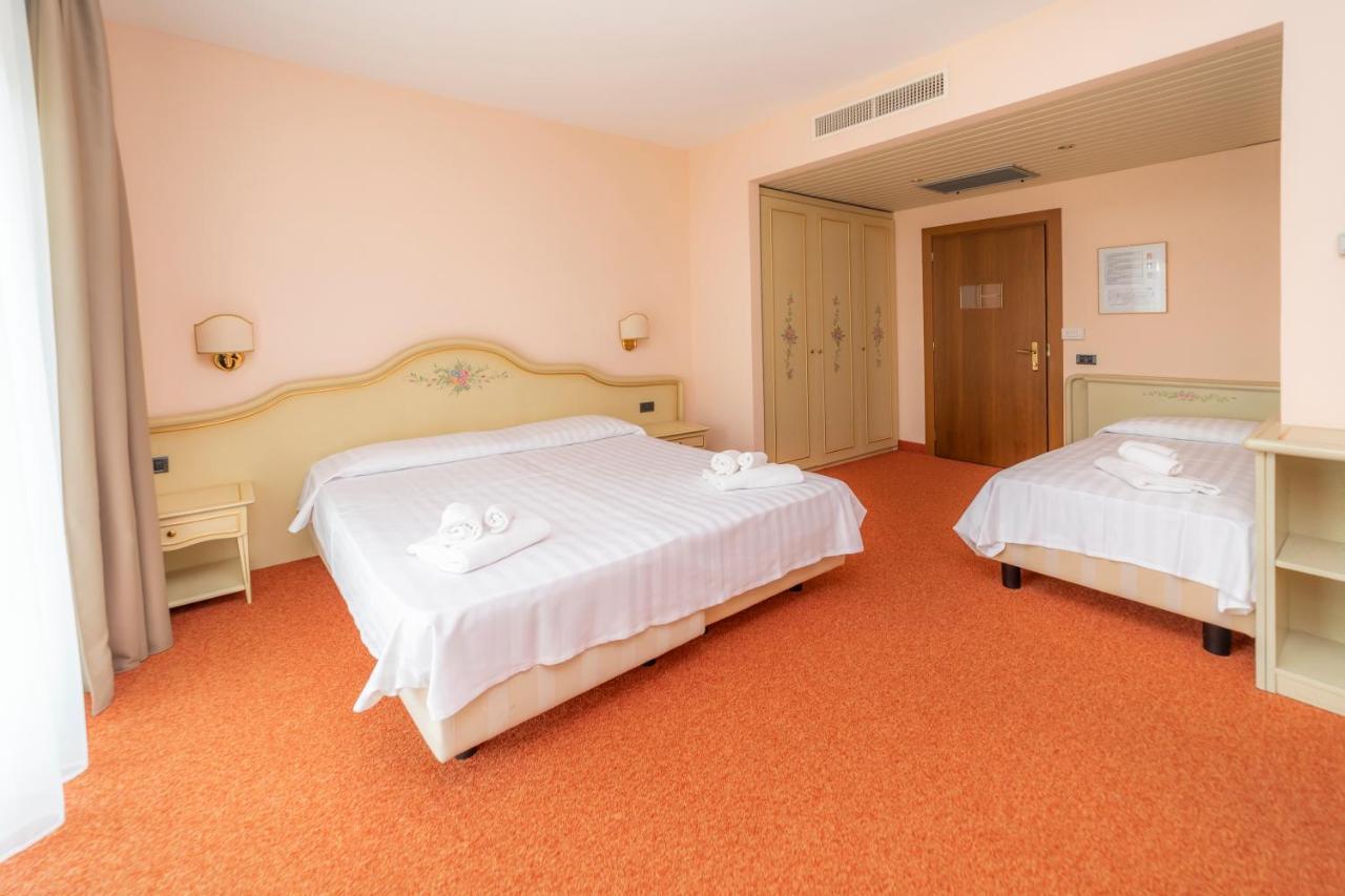 Hotel Della Torre Stresa Esterno foto