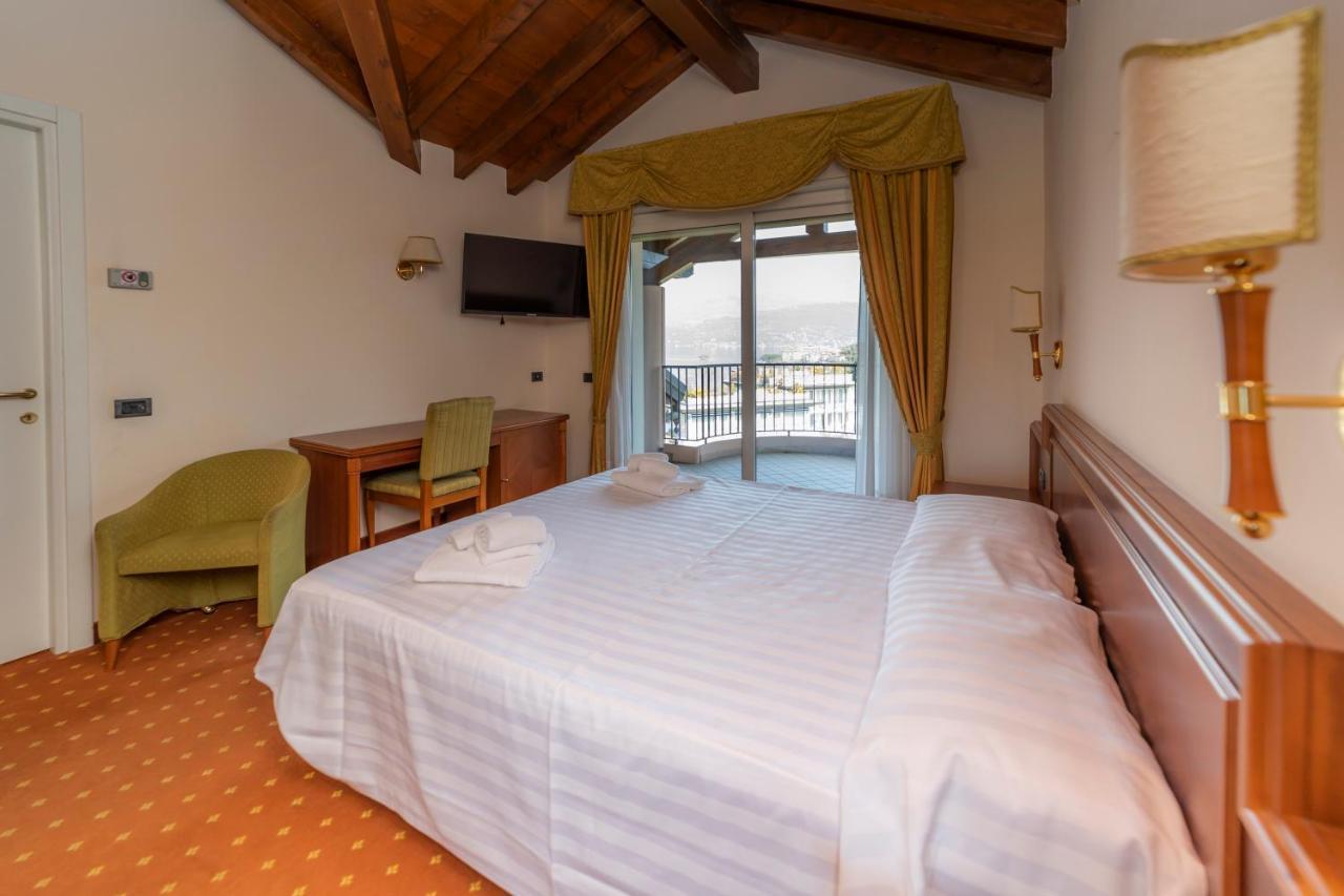 Hotel Della Torre Stresa Esterno foto