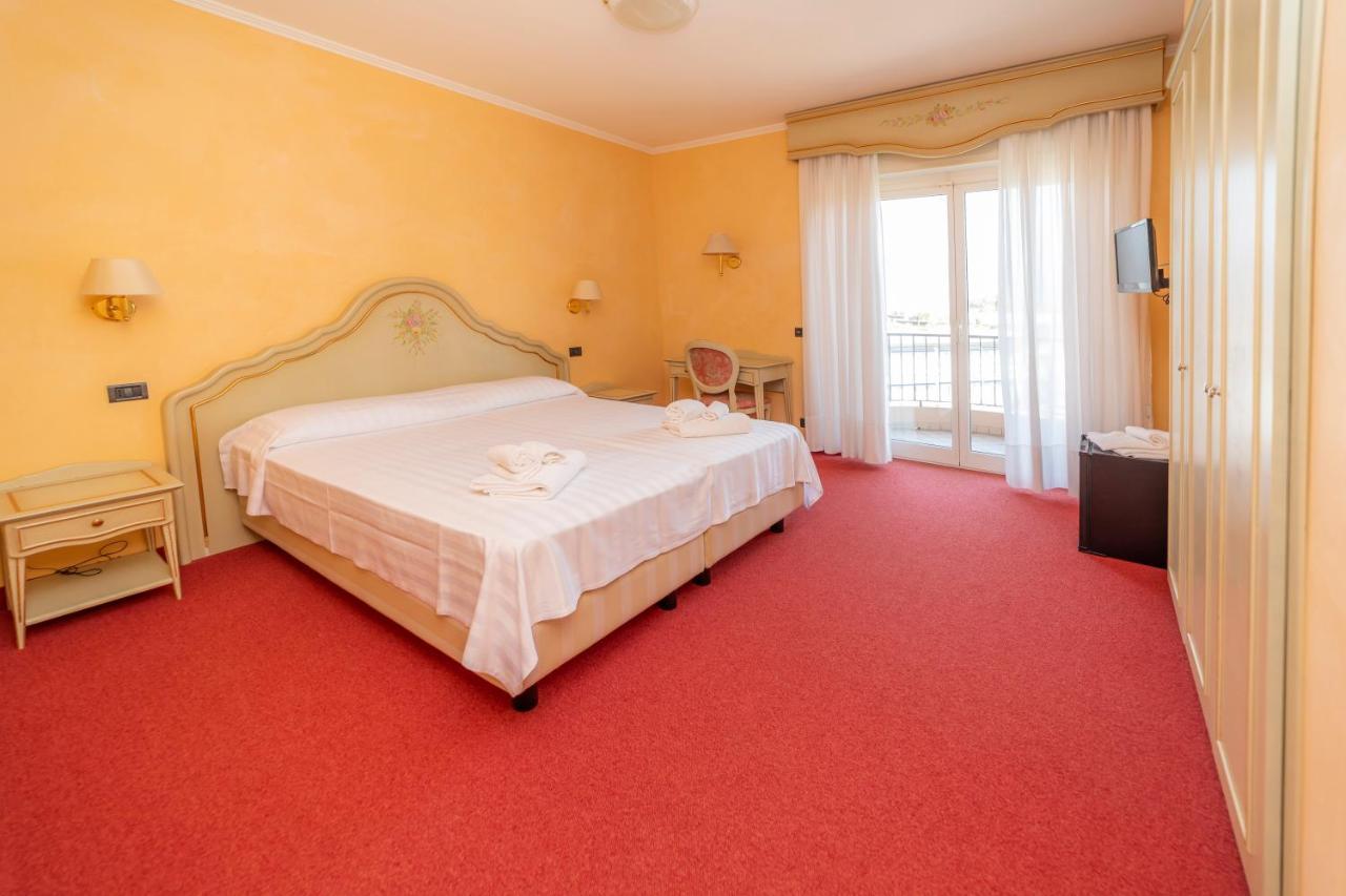 Hotel Della Torre Stresa Esterno foto