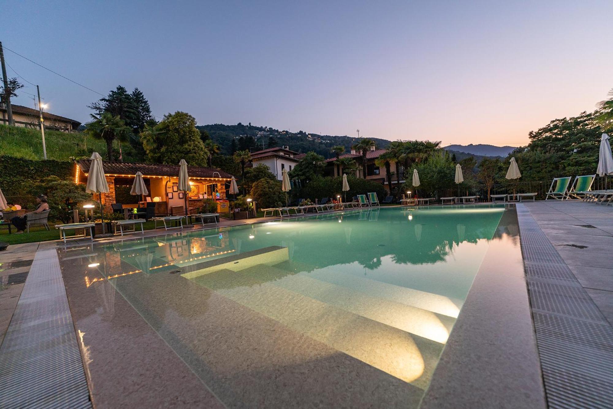 Hotel Della Torre Stresa Esterno foto