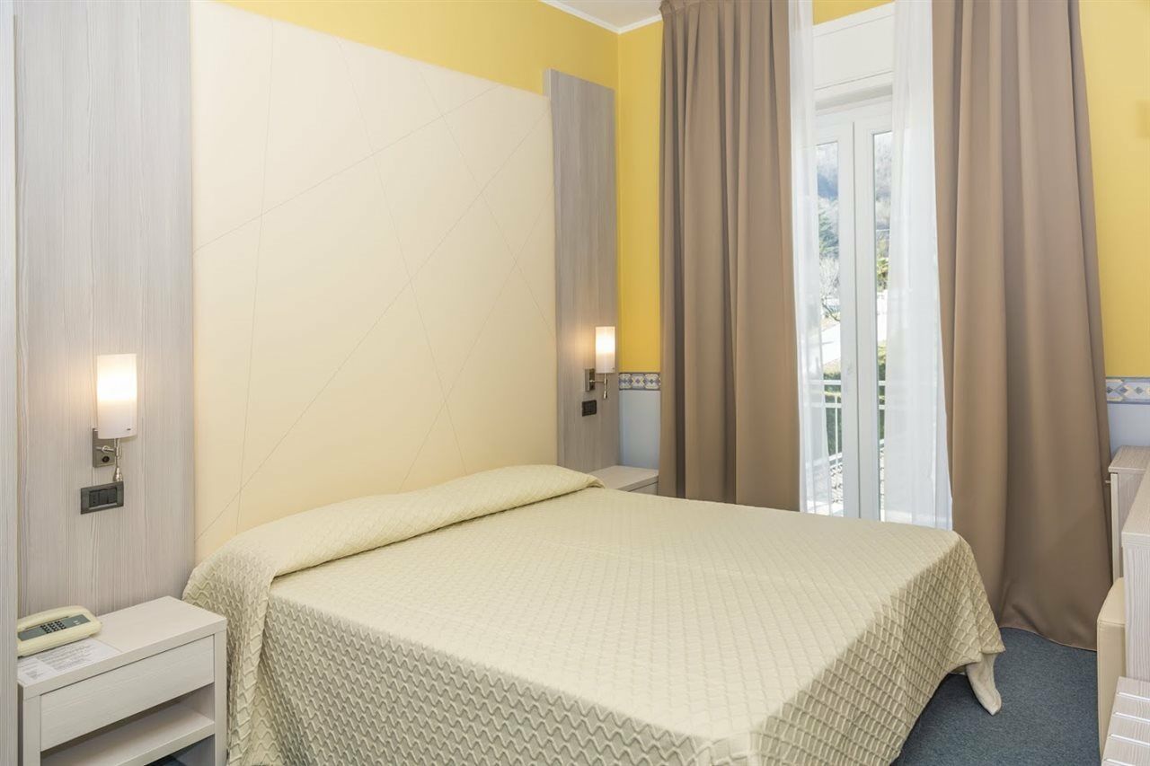 Hotel Della Torre Stresa Esterno foto